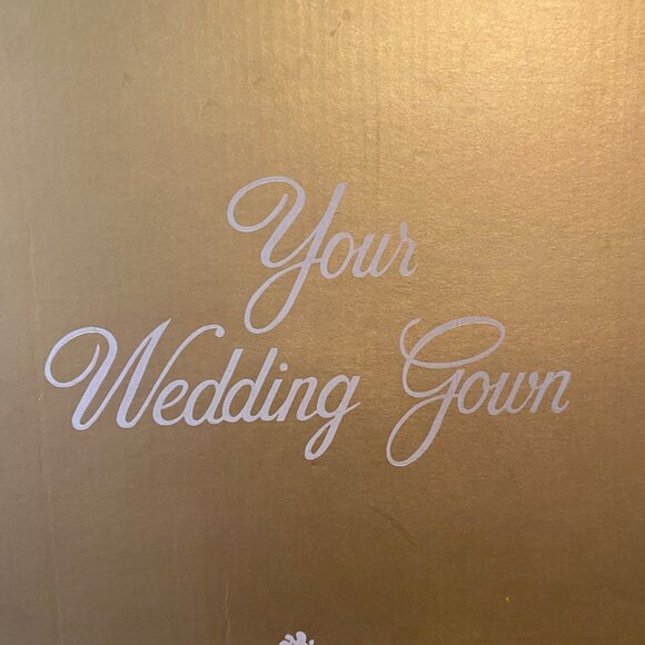 Vintage Wedding Dress Storage Box Gold Case 34"x20.5"x5.5"‎ Gown Saver - Picture 3 of 9